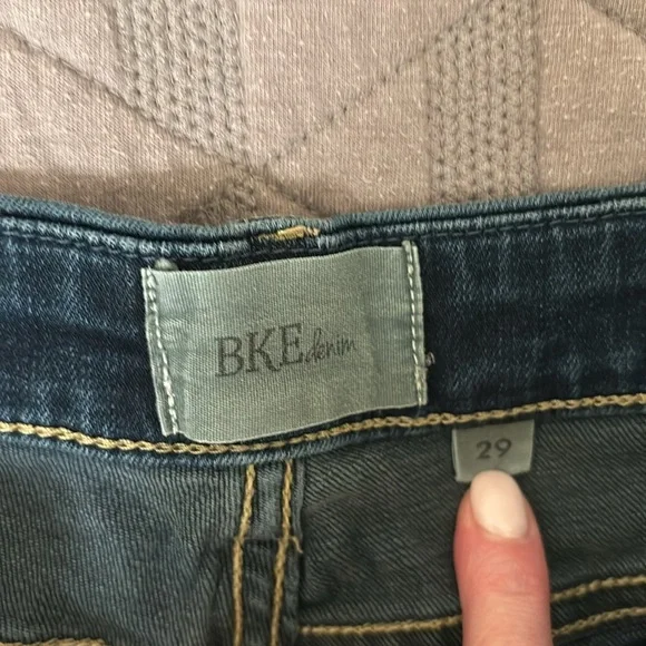 Excellent condition BKE Stella Jean shorts - Picture 3 of 5
